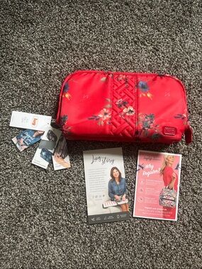 lug Red Quilted Floral Cosmetic Pouch